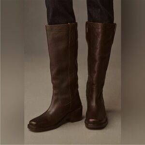 NEW Frye Kate Pull-On Boots Brown